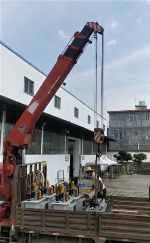 尖山区起重机吊钩的作业速度